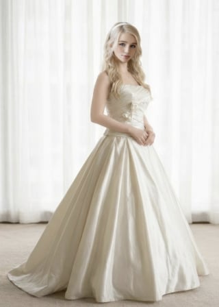 058-Dramatic-A-Line_Strapless-Sweetheart_Diagonal-Ruched-Bodice_Crystal-Sash-asian-bridal-hire