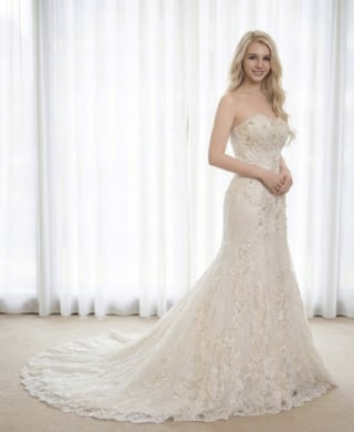 065-Trumpet_Strapless-Sweetheart_Heavy-Beaded-Bodice_Lace-Applique-Skirt-asian-bridal-hire